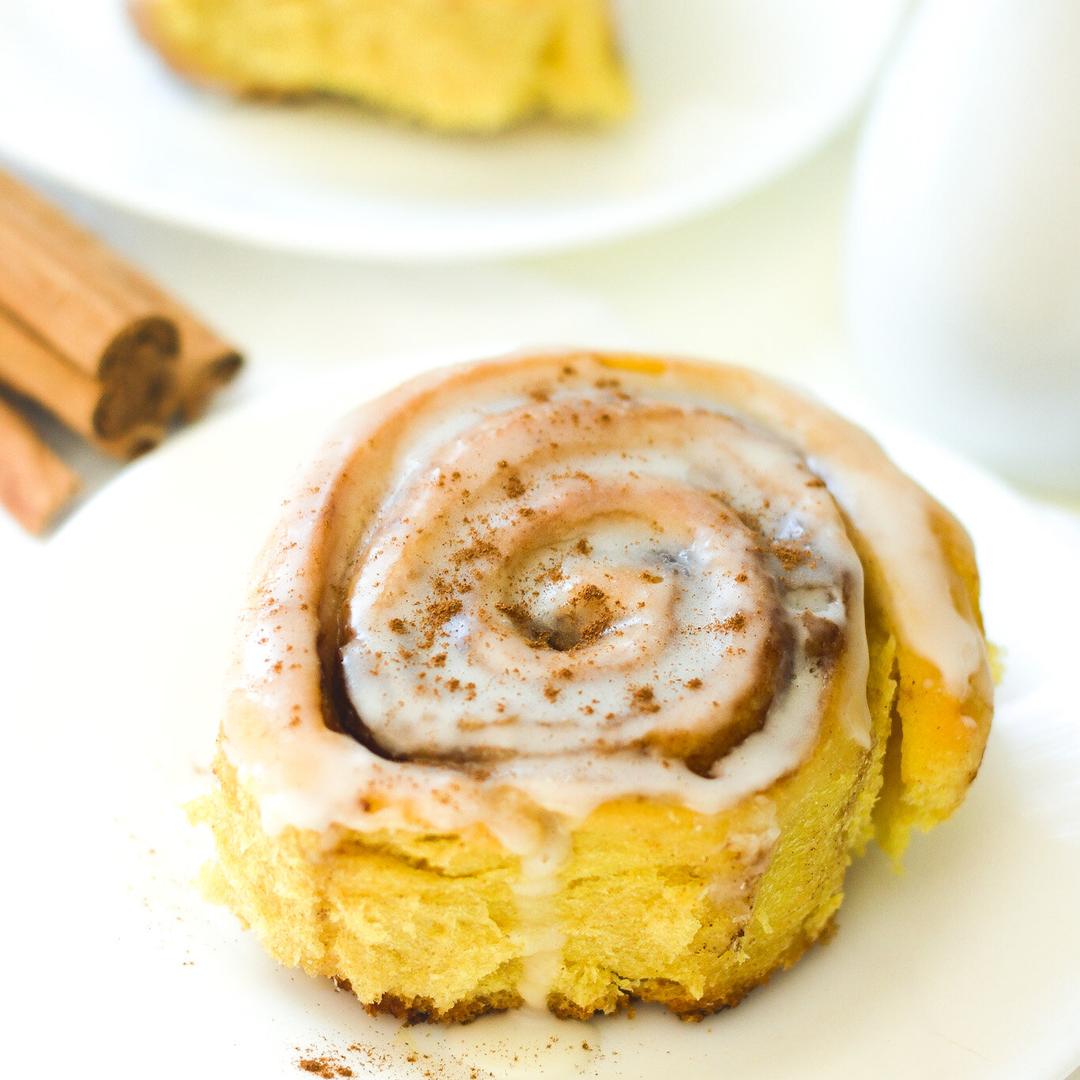 Pumpkin Cinnamon Rolls