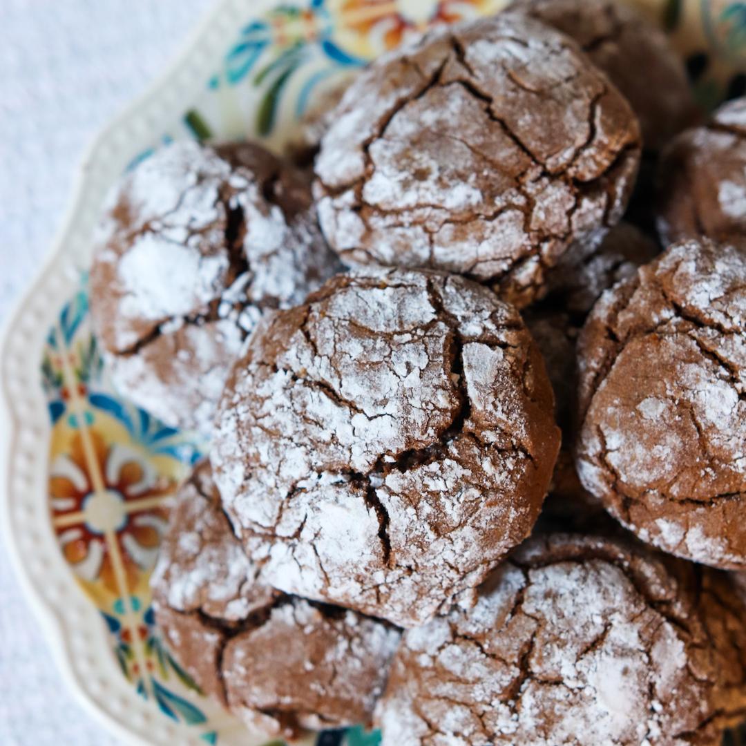 Chocolate Crinkle Cookies