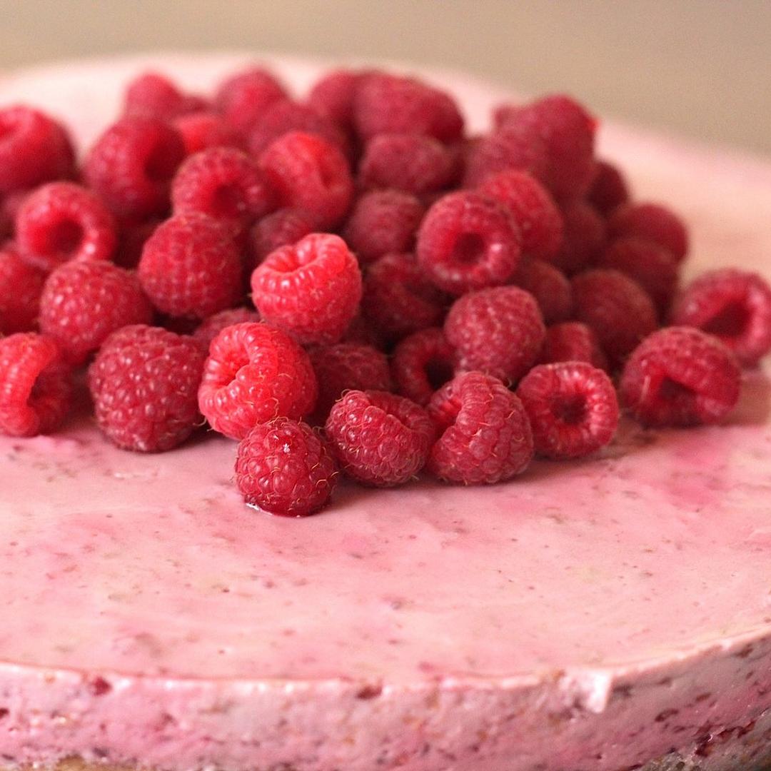 Vegan Raspberry Tartlet